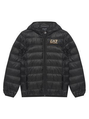 Kurtka chłopięca zimowa EA7 Emporio Armani ze sklepu: MODIVO w kategorii: Kurtki chłopięce - zdjęcie WP-EBWP-BKLVO-LN0_0000306275652