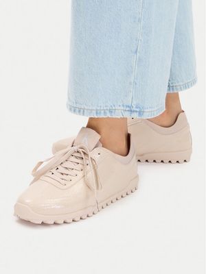 Buty sportowe damskie na wiosnę Calvin Klein ze sklepu: MODIVO w kategorii: Buty sportowe damskie - zdjęcie WP-EBWP-BKLVO-LN0_0000306333284