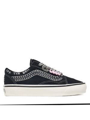 Trampki damskie na wiosnę Vans ze sklepu: MODIVO w kategorii: Trampki damskie - zdjęcie WP-EBWP-BKLVO-LN0_0000306393776