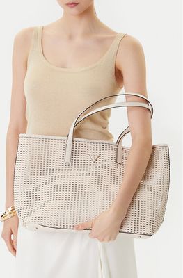 Guess - Torba letnia na wakacje ze sklepu: MODIVO w kategorii: Torby letnie - zdjęcie WP-EBWP-BKLVO-LN0_0190231958789