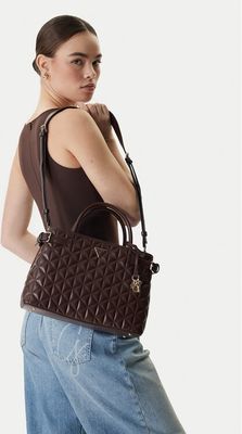 Kuferek elegancki Guess ze sklepu: MODIVO w kategorii: Kuferki - zdjęcie WP-EBWP-BKLVO-LN0_0198659030377