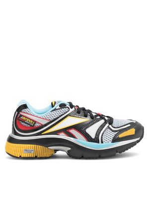 Buty sportowe damskie na wiosnę Reebok ze sklepu: MODIVO w kategorii: Buty sportowe damskie - zdjęcie WP-EBWP-BKLVO-LN0_2230050777159