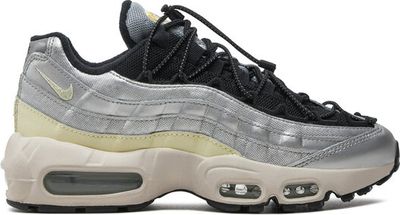 Buty sportowe męskie wiosenne Nike ze sklepu: MODIVO w kategorii: Buty sportowe męskie - zdjęcie WP-EBWP-BKLVO-LN0_2230072309857