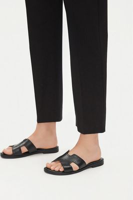 Lasocki - Klapki damskie na lato ze sklepu: MODIVO w kategorii: Klapki damskie - zdjęcie WP-EBWP-BKLVO-LN0_5903698603643