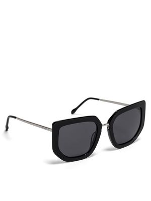 Okulary przeciwsłoneczne damskie Nine West ze sklepu: MODIVO w kategorii: Okulary przeciwsłoneczne damskie - zdjęcie WP-EBWP-BKLVO-LN0_5905588700937