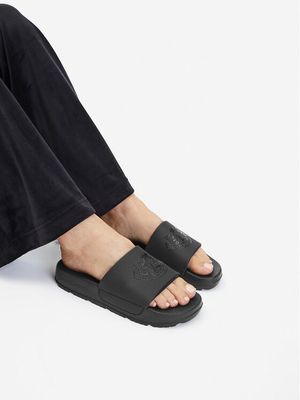 Juicy Couture - Klapki damskie na lato ze sklepu: MODIVO w kategorii: Klapki damskie - zdjęcie WP-EBWP-BKLVO-LN0_5906751074091