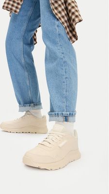 Buty sportowe damskie wiosenne Reebok ze sklepu: MODIVO w kategorii: Buty sportowe damskie - zdjęcie WP-EBWP-BKLVO-LN0_5906751224151