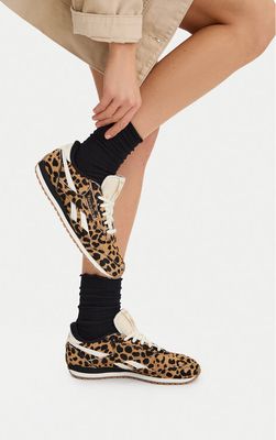 Buty sportowe damskie Reebok ze sklepu: MODIVO w kategorii: Buty sportowe damskie - zdjęcie WP-EBWP-BKLVO-LN0_5906751658802