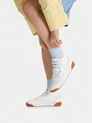 Buty sportowe damskie wiosenne Reebok ze sklepu: MODIVO w kategorii: Buty sportowe damskie - zdjęcie WP-EBWP-BKLVO-LN0_5906751660171