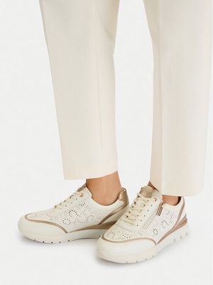 Buty sportowe damskie na wiosnę Go Soft ze sklepu: MODIVO w kategorii: Buty sportowe damskie - zdjęcie WP-EBWP-BKLVO-LN0_5906751720165