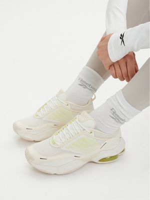 Buty sportowe damskie wiosenne Reebok ze sklepu: MODIVO w kategorii: Buty sportowe damskie - zdjęcie WP-EBWP-BKLVO-LN0_5906751838037