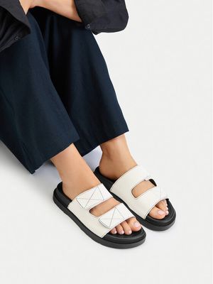 JENNY - Klapki damskie na lato ze sklepu: MODIVO w kategorii: Klapki damskie - zdjęcie WP-EBWP-BKLVO-LN0_5906751899335