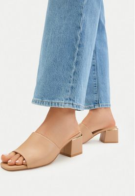 Nine West - Klapki damskie letnie ze sklepu: MODIVO w kategorii: Klapki damskie - zdjęcie WP-EBWP-BKLVO-LN0_5906751922514