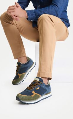 Buty sportowe męskie jesienne Guess Jeans ze sklepu: MODIVO w kategorii: Buty sportowe męskie - zdjęcie WP-EBWP-BKLVO-LN0_5906751958094