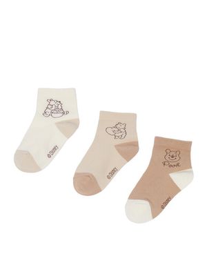 Skarpetki dziecięce Winnie The Pooh ze sklepu: MODIVO w kategorii: Skarpetki dziecięce - zdjęcie WP-EBWP-BKLVO-LN0_5907964410119
