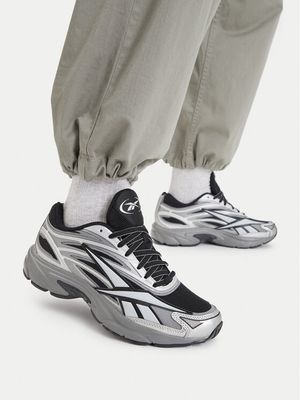 Buty sportowe damskie na wiosnę Reebok ze sklepu: MODIVO w kategorii: Buty sportowe damskie - zdjęcie WP-EBWP-BKLVO-LN0_5907964491446