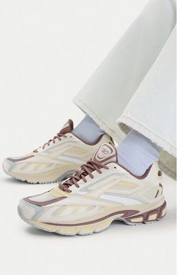 Buty sportowe damskie wiosenne Reebok ze sklepu: MODIVO w kategorii: Buty sportowe damskie - zdjęcie WP-EBWP-BKLVO-LN0_5907964492382