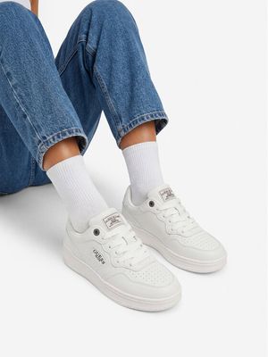 Buty sportowe damskie na wiosnę Guess Jeans ze sklepu: MODIVO w kategorii: Buty sportowe damskie - zdjęcie WP-EBWP-BKLVO-LN0_5907964527091