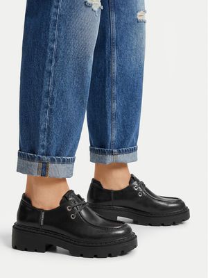 Półbuty damskie jesienne Guess Jeans ze sklepu: MODIVO w kategorii: Półbuty damskie - zdjęcie WP-EBWP-BKLVO-LN0_5907964550082