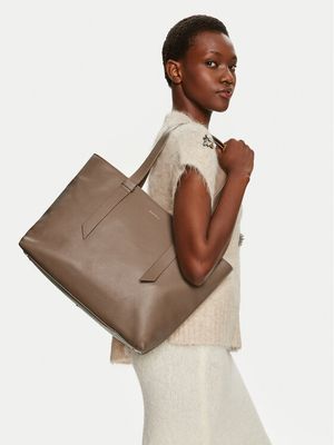 Shopper bag elegancka Coccinelle ze sklepu: MODIVO w kategorii: Torby Shopper bag - zdjęcie WP-EBWP-BKLVO-LN0_8059978642530