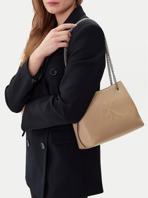 Kopertówka elegancka Calvin Klein Jeans ze sklepu: MODIVO w kategorii: Kopertówki - zdjęcie WP-EBWP-BKLVO-LN0_8721107863238