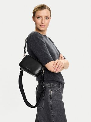 Listonoszka elegancka Calvin Klein ze sklepu: MODIVO w kategorii: Listonoszki - zdjęcie WP-EBWP-BKLVO-LN0_8721187254506
