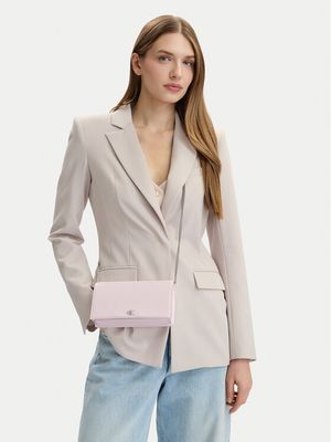 Kopertówka elegancka Calvin Klein ze sklepu: MODIVO w kategorii: Kopertówki - zdjęcie WP-EBWP-BKLVO-LN0_8721223883103
