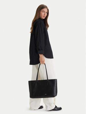 Shopper bag elegancka Calvin Klein ze sklepu: MODIVO w kategorii: Torby Shopper bag - zdjęcie WP-EBWP-BKLVO-LN0_8721223887743