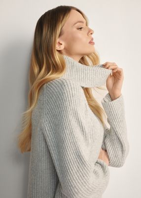 Sweter damski OCHNIK ze sklepu: Ochnik w kategorii: Swetry damskie - zdjęcie WP-QOOCUI3LLD-TNA-7Z8_28707